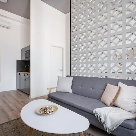 A62 - Akacfa Street Central Residence - Best Location By Bqa Budapest Kültér fotó
