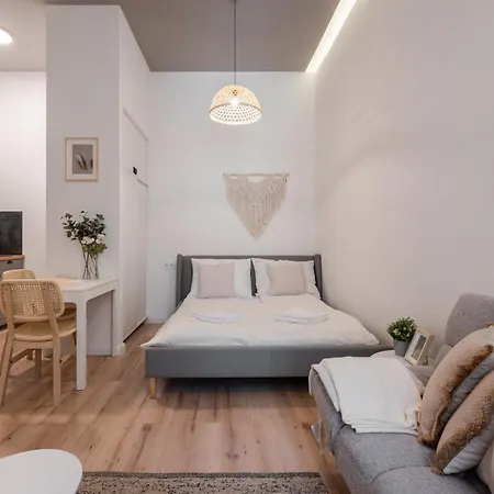 A62 - Akacfa Street Central Residence - Best Location By Bqa Budapest Kültér fotó