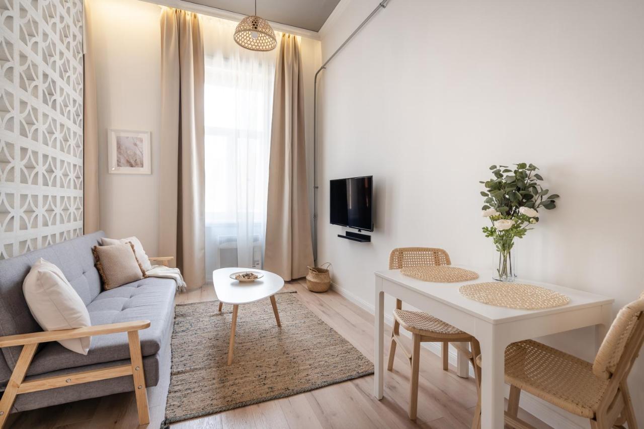 Апартаменти A62 - Akacfa Street - Location By Bqa Будапешт