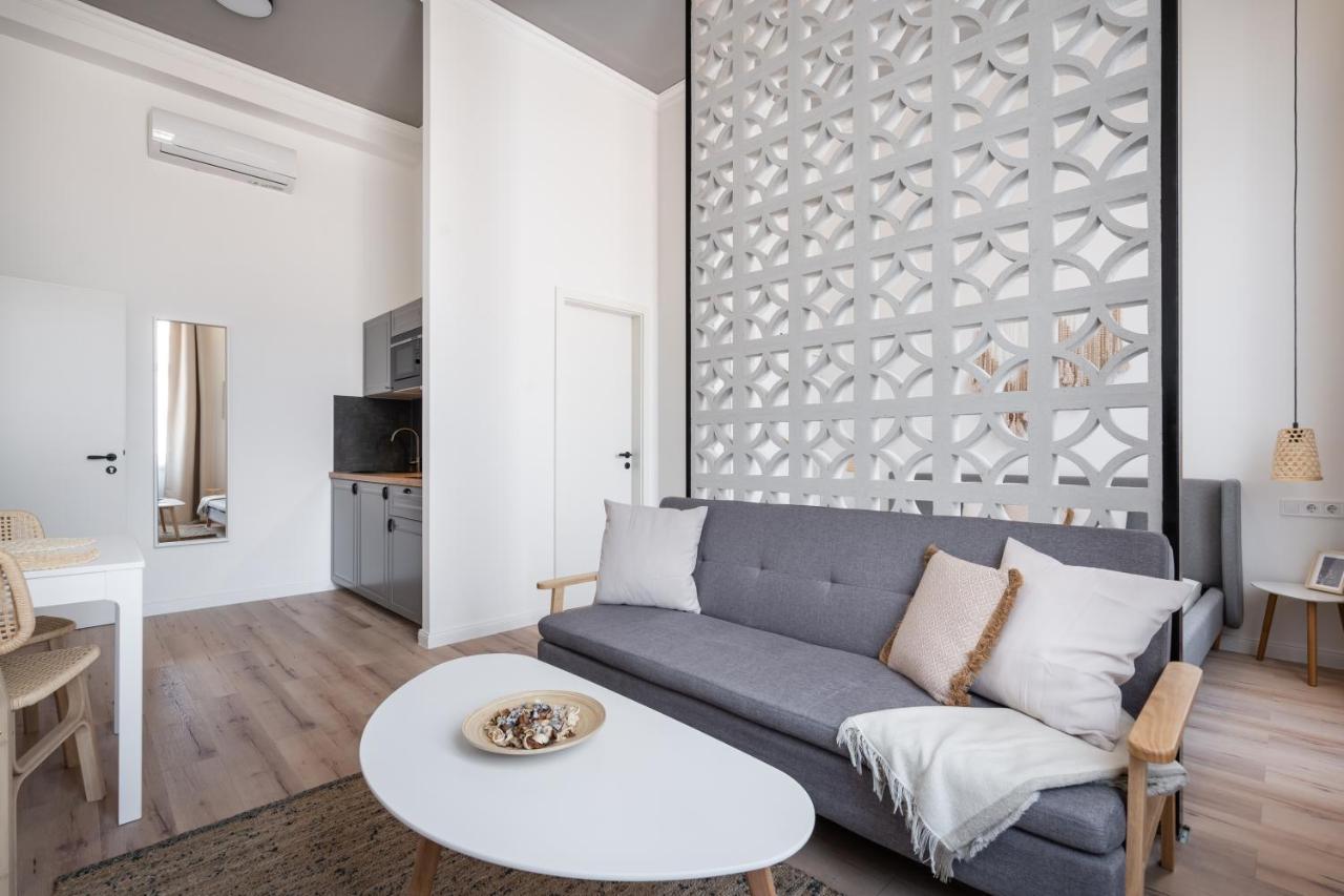 A62 - Akacfa Street - Location By Bqa * Budapest
